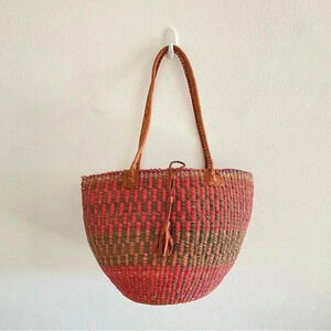 Jute Woven  Colorful Rounded Bag Leather Straps Natural Grass Summer Beach